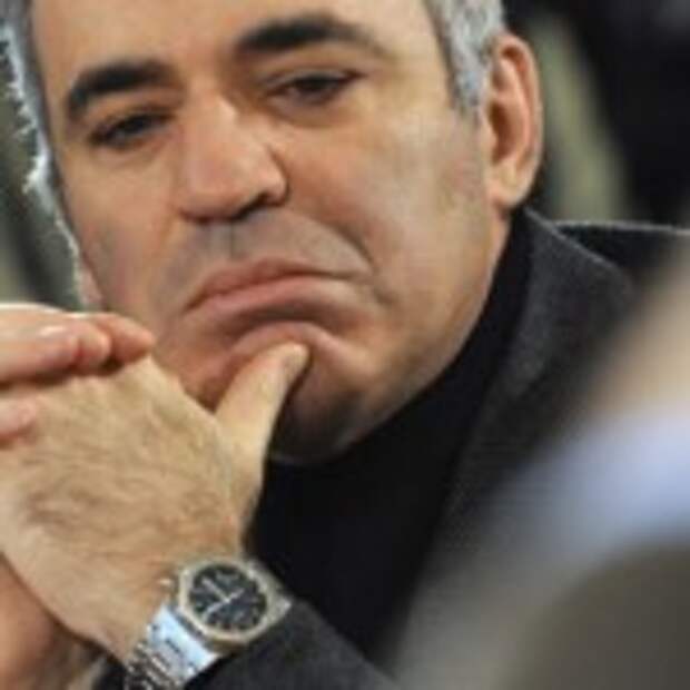 Kasparov-nazval-prichinu-ot-ezda-za-gran