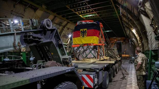 «Два года слышим, что фронт трещит»: Европа не прекратит снабжать Украину – Клинцевич