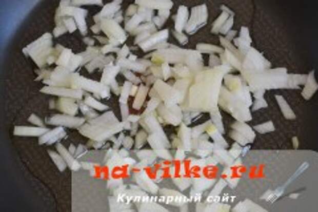 Салат с фасолью и куриным филе