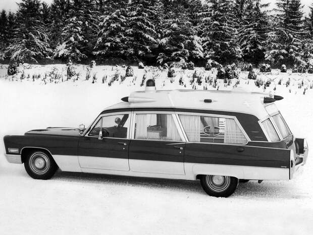 40. Superior Cadillac Rescuer Ambulance 69890 Z '1968 40. Superior Cadillac Rescuer Ambulance 69890 Z '1968 катафалк, скорая, универсал