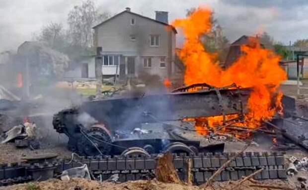 На фото: военная техника Вооруженных сил Украины, подбитая в ходе специальной военной операции.