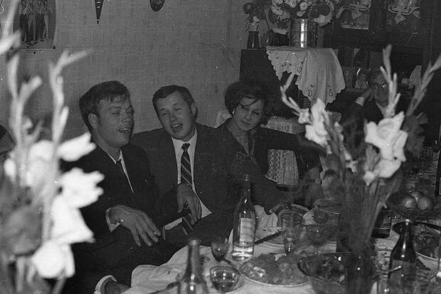 Колорит свадеб СССР (23 фото) Колорит свадеб СССР (23 фото)