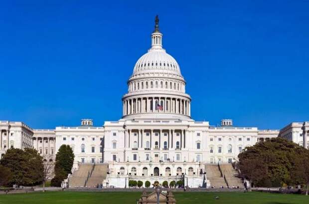 В США одобрили передачу Украине российских активов, но 300 миллиардов Киев не получит