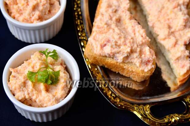 Фото Паштет с красной рыбой и осьминогами