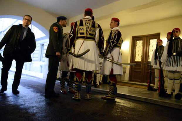 Отзвуки древних традиций: Эвзоны - греческая Президентская Гвардия (49)