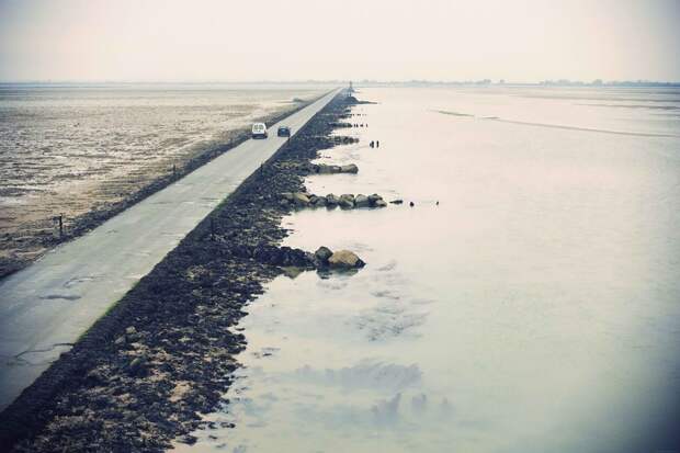 Дорога, дважды в сутки уходящая под воду Дорога, дважды в сутки уходящая под воду вода, дорога