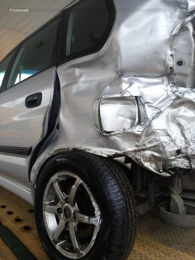 Восстановление Mitsubishi Space Star Восстановление Mitsubishi Space Star авария, авто, ремонт авто