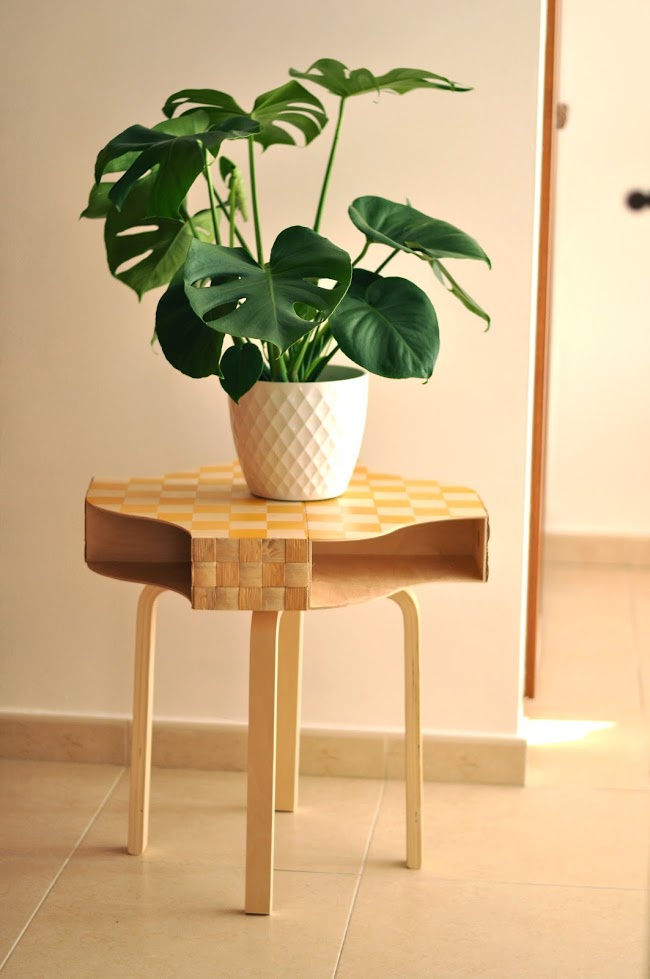 Необычный столик из газетниц (Diy) Необычный столик из газетниц (Diy)