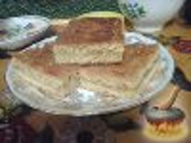Фото к рецепту: Песочный пирог с яблоками