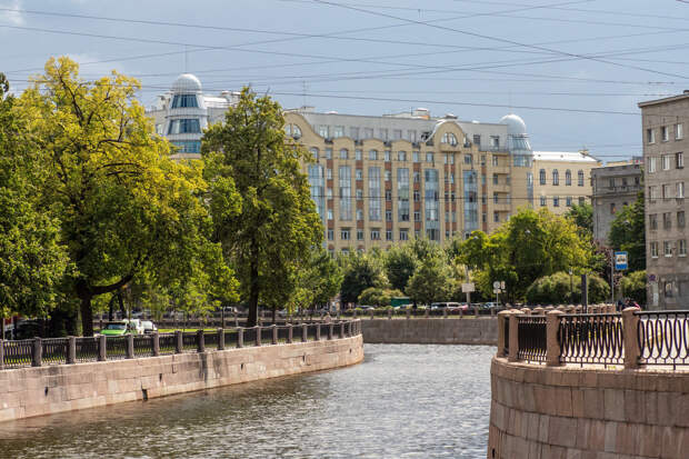 Сегодня без дождя: в Петербурге температура воздуха поднимется до плюс 22 градусов