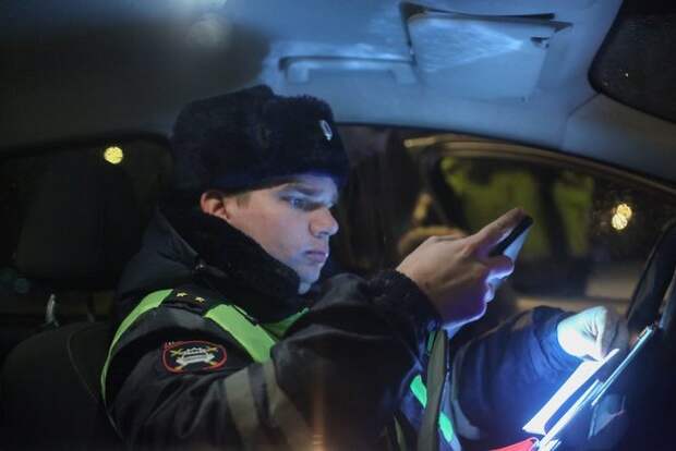 В Крюково задержан владелец фальшивого водительского удостоверения В Крюково задержан владелец фальшивого водительского удостоверения