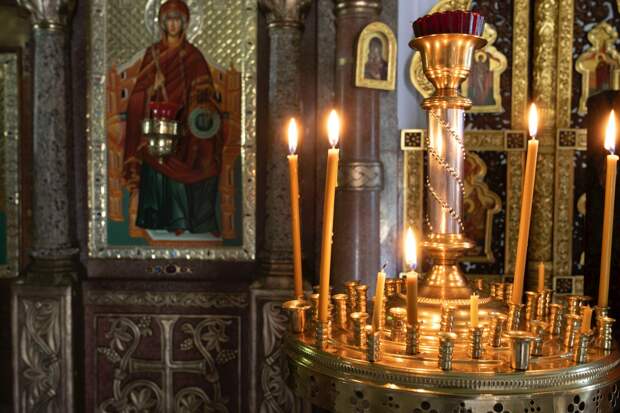 Религиозным организациям Петербурга предоставят более 100 млн рублей на сохранение объектов культурного наследия