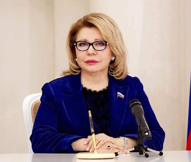 Елена Панина