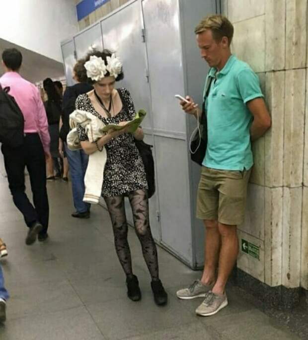 женщина с бантами