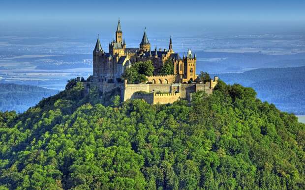 Замок в облаках! tvmadeingermany, германия, замки Германии, красота мира, факты