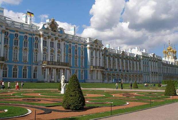 Екатерининский (Большой) дворец в Царском селе. 1752—1756. Западный фасад (700x471, 59Kb)