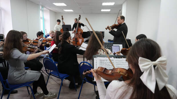 Путин отметил важность поддержания системы образования в искусстве и культуре