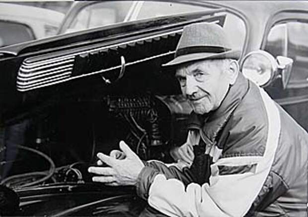 “Это мой первый автомобиль. Наверное, и последний... Ни на что его не променяю, - говорит Тюрин