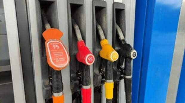 Заправка в Барнауле / Фото: amic.ru