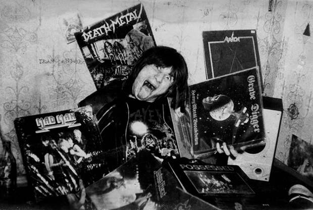 Виниломания хеви-металлической волны. Сергей Ганс Аэропортовский, 1987 год. Фото из архива Окуляра.