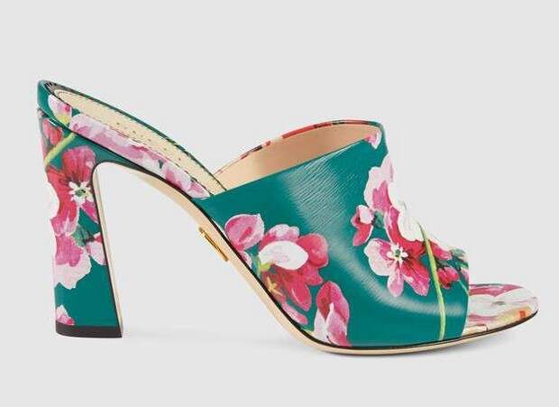 GREEN CLOGS WITH BLOOMS PRINT