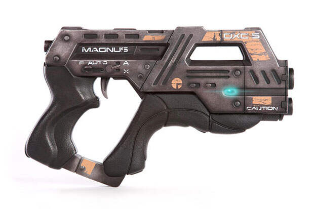 Реплика оружия из Mass Effect
