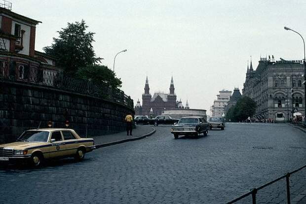 Government Cars Leaving The Kremlin, Moscow