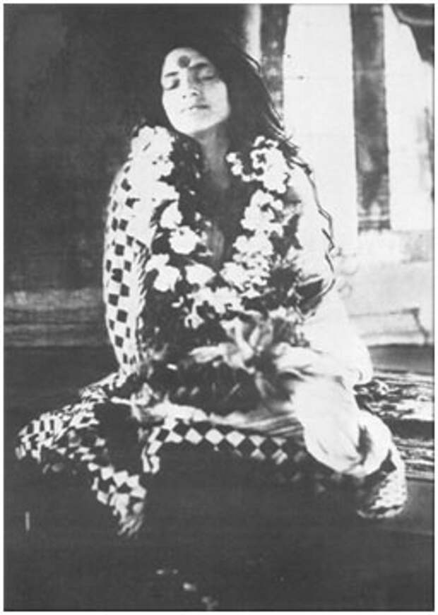 Святая Анандамайи Ма (Anandamayi Ma) фото
