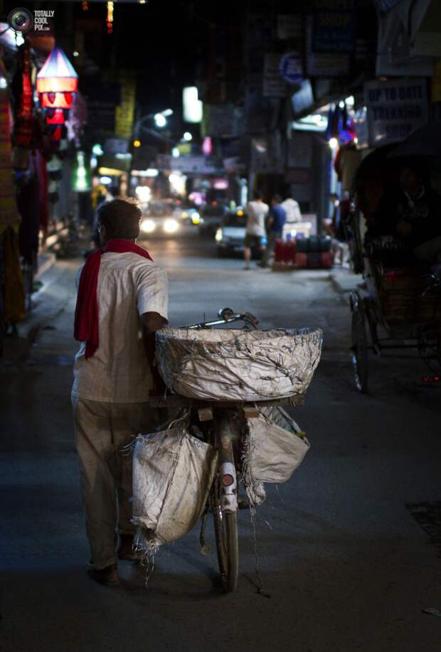 Житель Непала