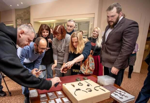 Смоленский музей-заповедник получил более 360 редких артефактов из Гнёздова