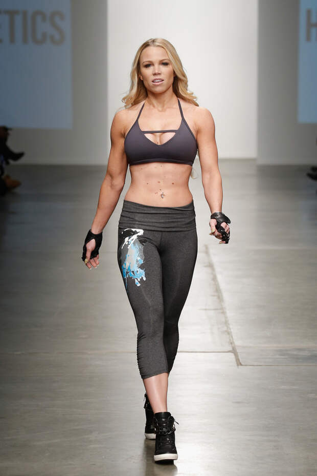 Nolcha+New+York+Fashion+Week+Fall+Winter+2015+zFpKXiYNI0wx