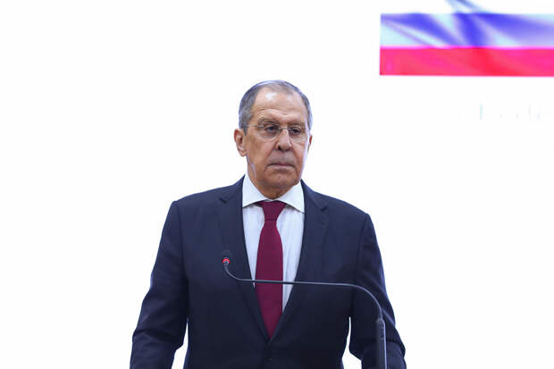 Лавров назвал «тупой» политику США в отношении России
