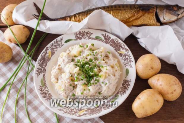 Фото Картофельный салат с копчёной скумбрией
