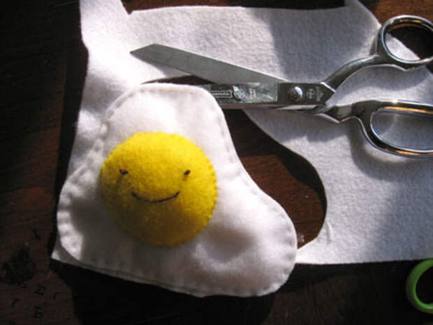 felt egg pincushion cutting out pincushion