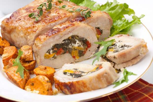 Мясной рулет на Новый год
