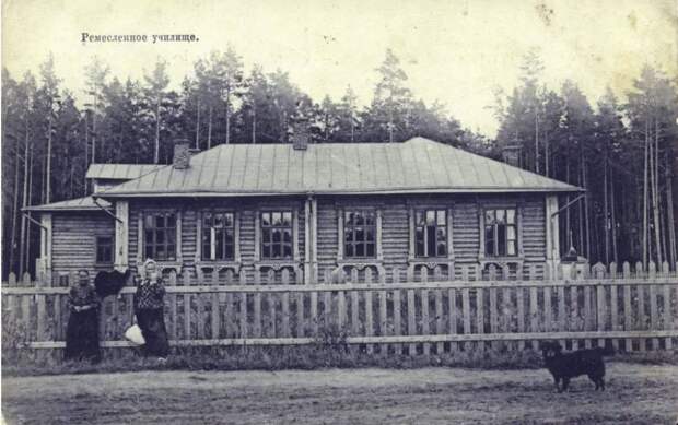 Приходская школа начала 20-го века в Капотне / Фото: pastvu.com