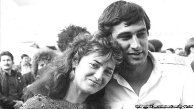 Анатолий Листопадов и его жена Елена. 1990 год, после возвращения пилота из Пакистана
