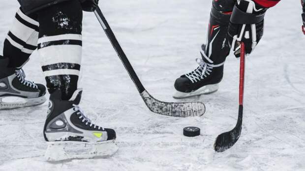 hockey faceoff