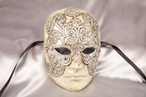 silver_mens_macrame_masks_VOLTOM39S (700x466, 59Kb)