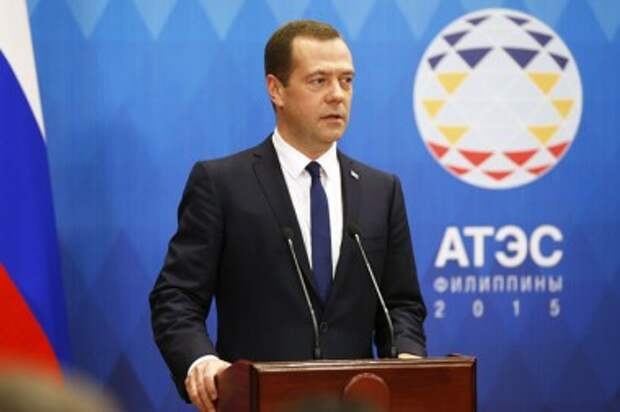 Медведев рассказал о запрете на полеты в другие страны