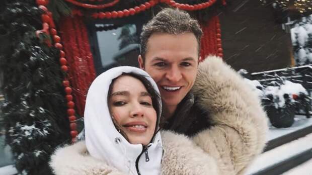 Её мужа высмеяли в Сети: Анастасия Костенко, мать четверых детей, ответила критикам: «Счастливые не ранят»