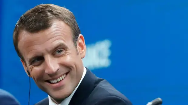 "Z животворящий": россияне высмеяли вспомнившего об уважении к Москве Макрона