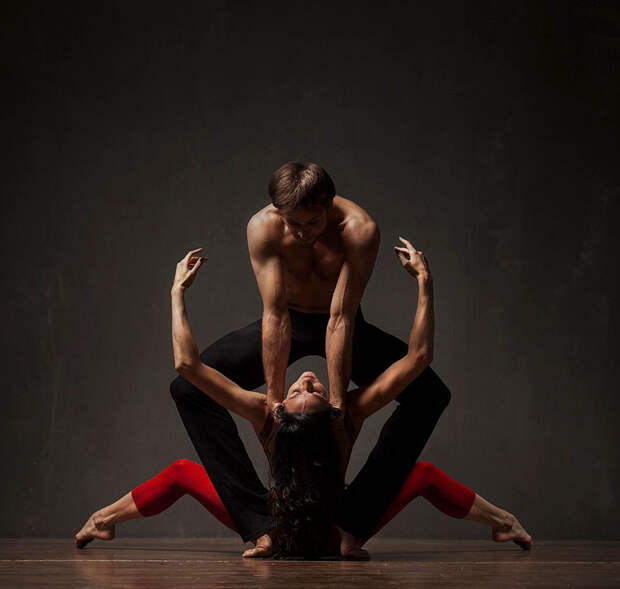https://static.boredpanda.com/blog/wp-content/uploads/2016/10/dance-photography-vadim-stein-80-5804968c3b748__880.jpg