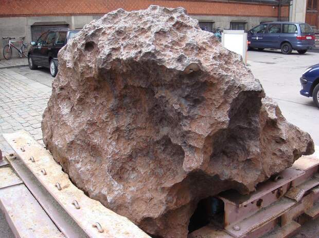 2. Мбози земля, метеориты, находка