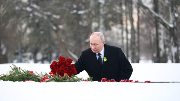 Память о подвиге: как Петербург вспоминал снятие блокады Ленинграда