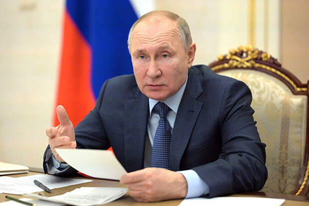 Путин поручил ФАС разобраться с ростом цен на жильё