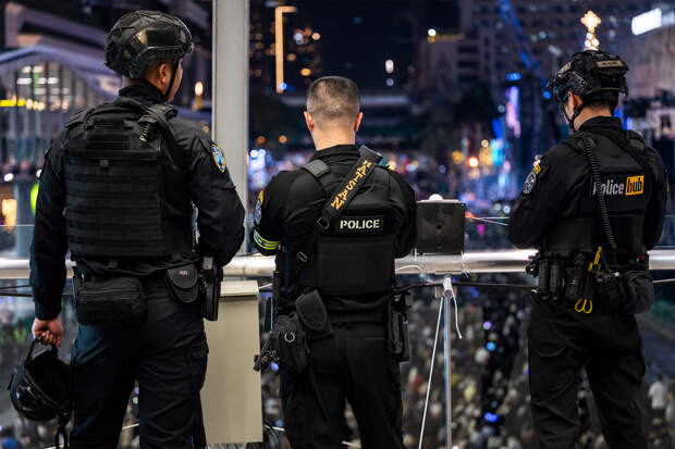 Мужчина украл сумку у туристки в Таиланде и объяснил поступок нуждой в деньгах для жен