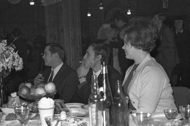 Колорит свадеб СССР (23 фото) Колорит свадеб СССР (23 фото)