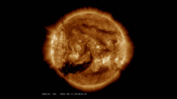 "Высока вероятность негативного сценария". На Земле началась магнитная буря