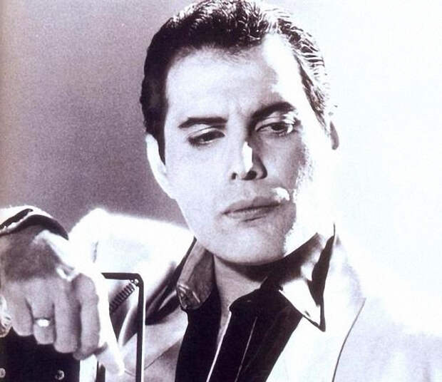 Памяти Фредди Меркьюри